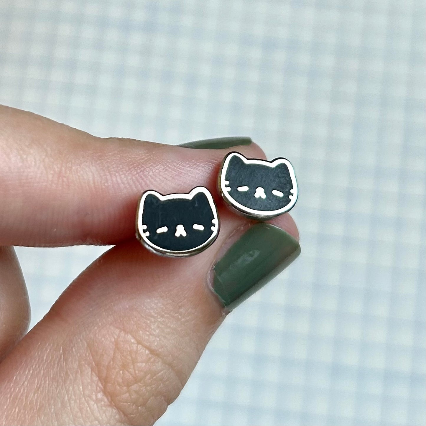 Kitty Silver Stud Earrings ✧・゚: *
