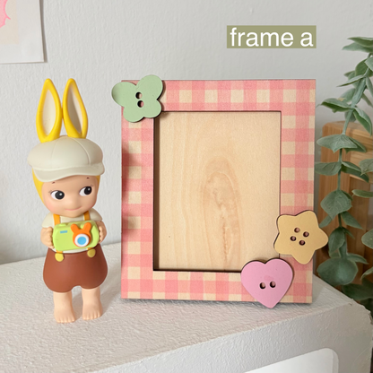 Button Wooden Picture Frames