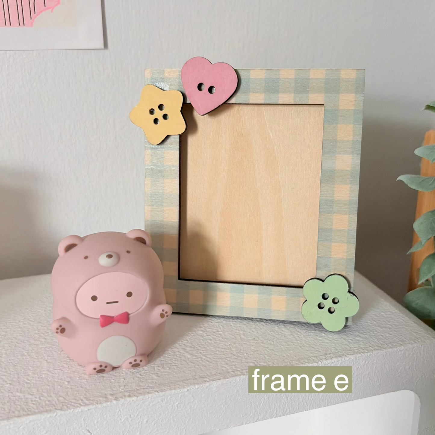Button Wooden Picture Frames