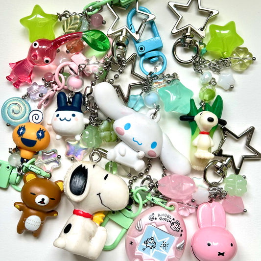 Trinket Keychains ✧･ﾟ: *