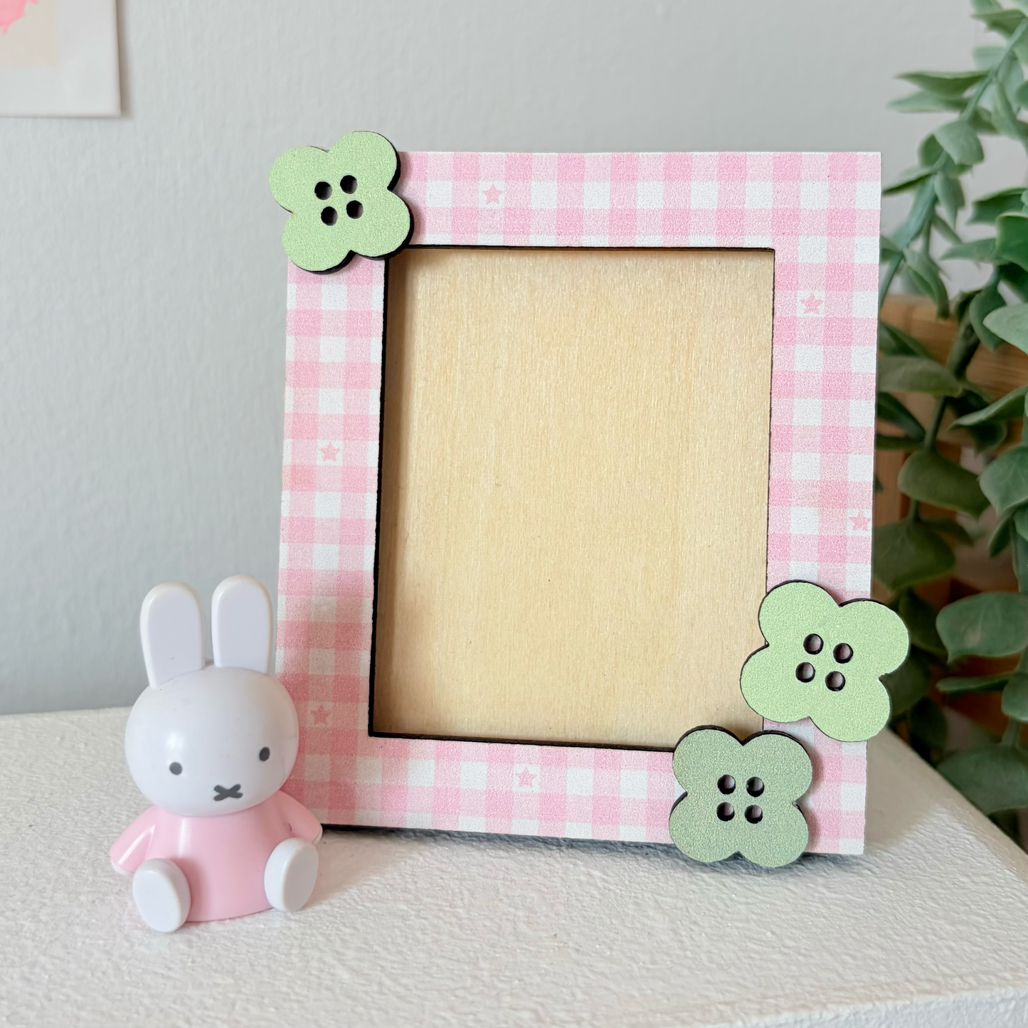 Clover Button Wooden Picture Frame