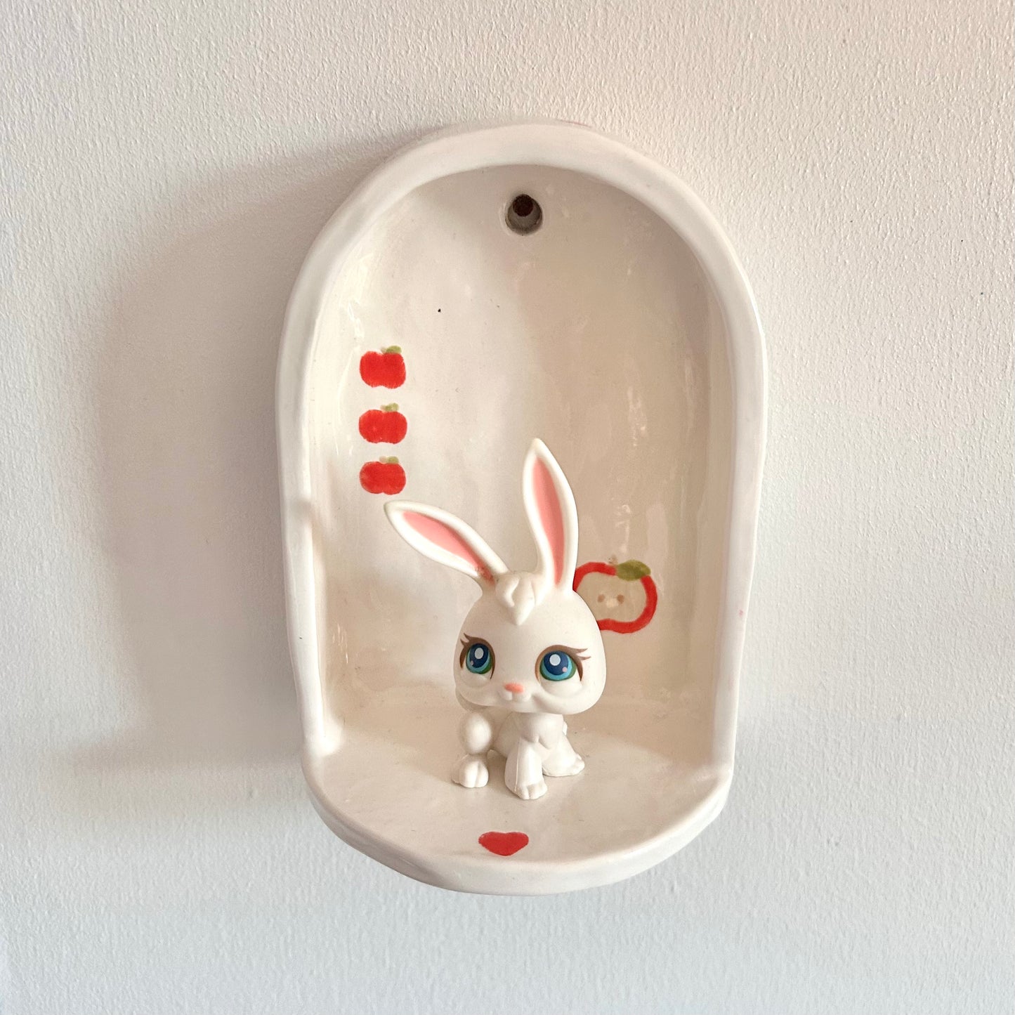 Apple Ceramic Shelf - B-Grade