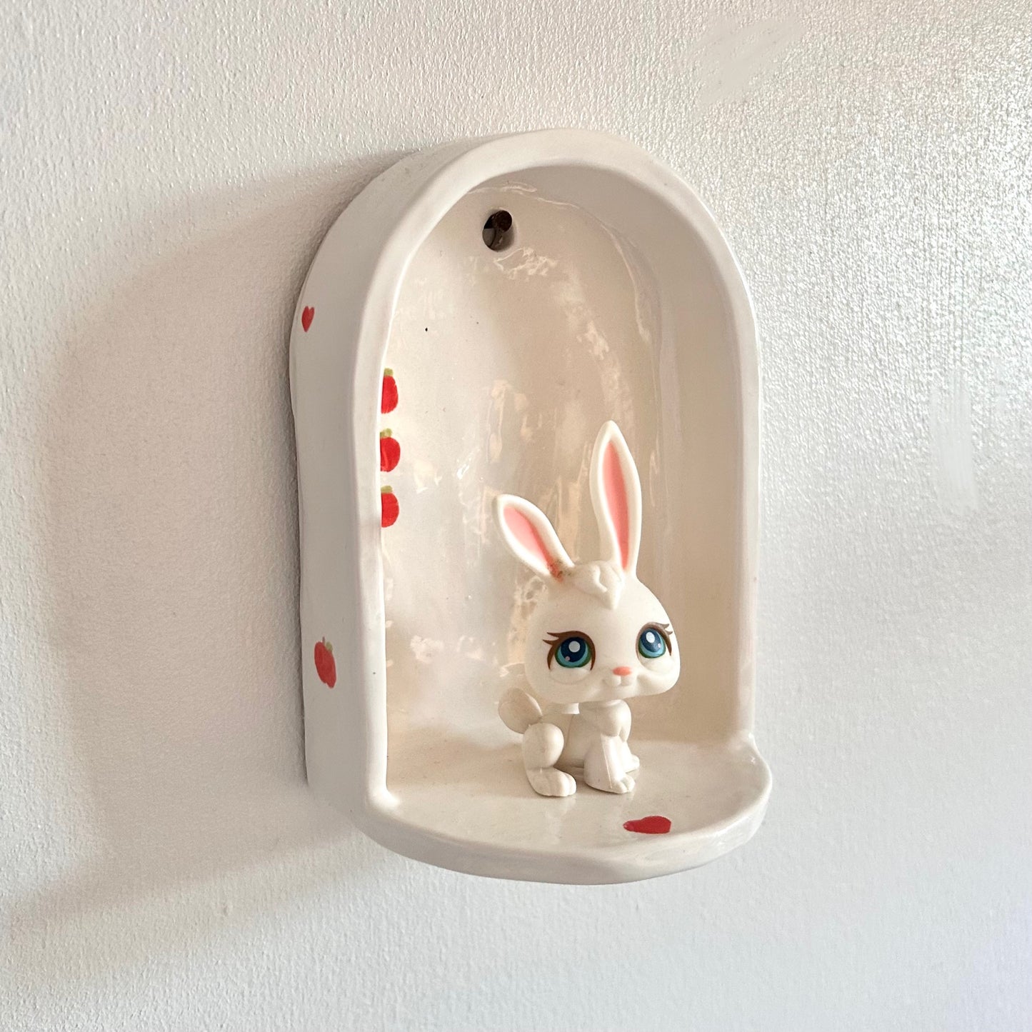 Apple Ceramic Shelf - B-Grade