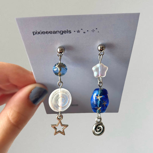 Night Sky Earrings✧･ﾟ: *